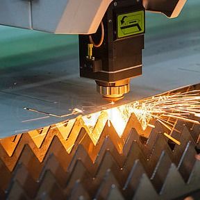Metalen laser snijden met hoge precisie